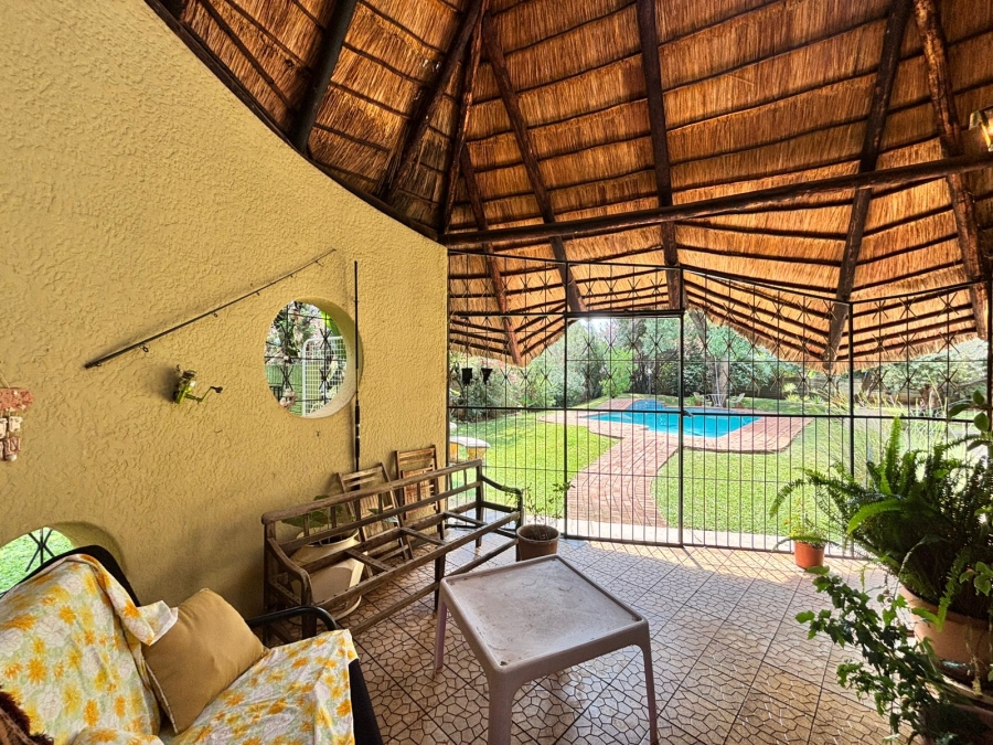 4 Bedroom Property for Sale in Flamwood North West